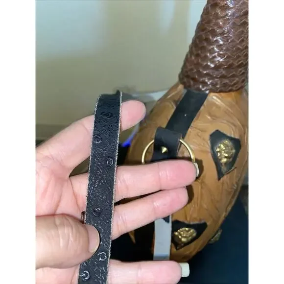 Vintage Rep San Marino Ornate Whiski Bottle Rep S. Marino - EMPTY - Picture 10 of 10